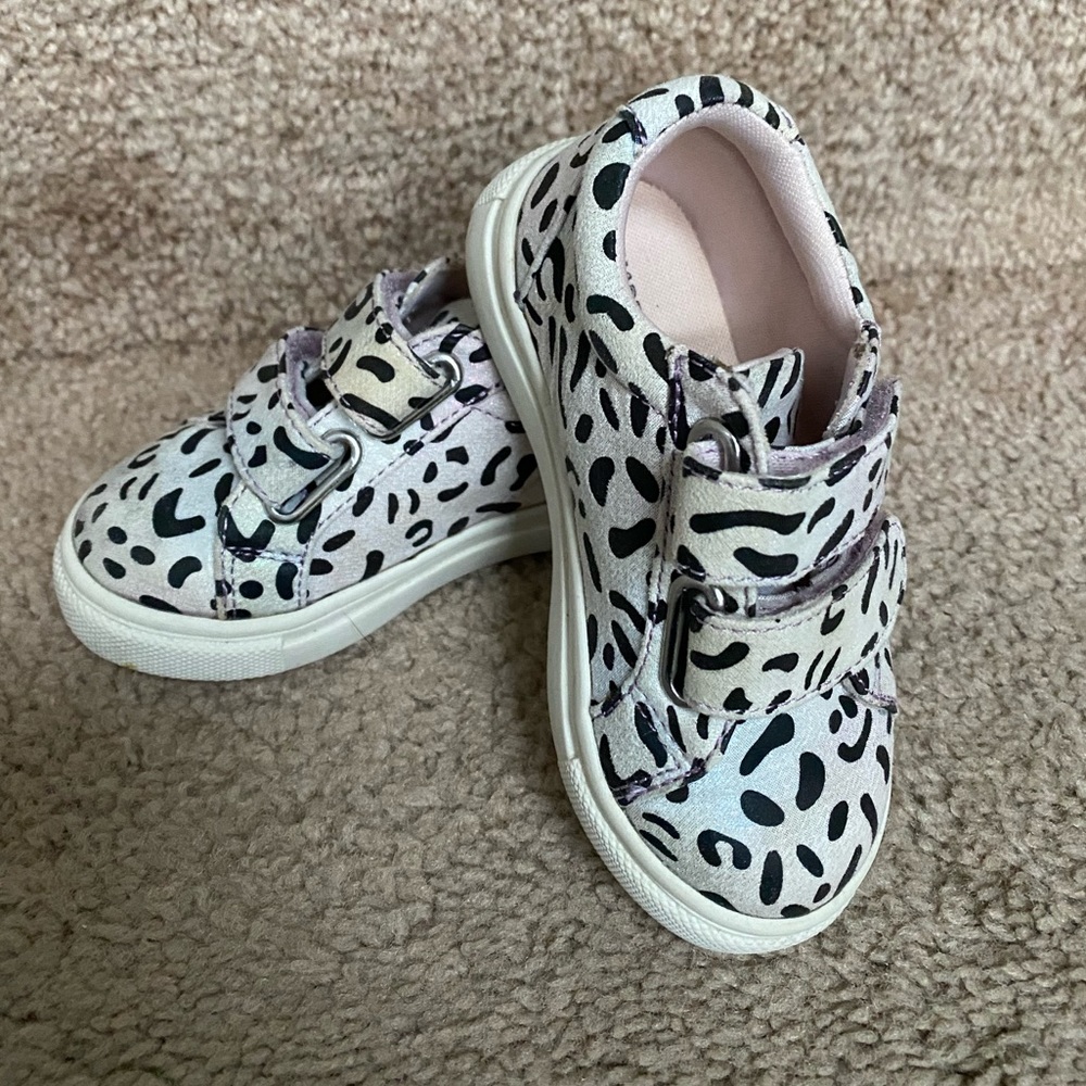 Harper Canyon Rainbow Leopard Sneakers
